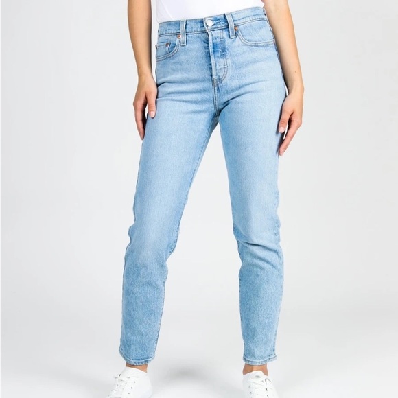 Levi’s Wedgie Icon Jeans - Picture 2 of 2